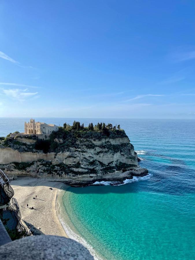 مبيت وإفطار تروبيا Palazzo Naso المظهر الخارجي الصورة